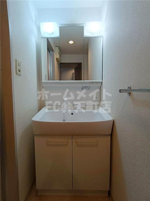 【洗面所】 | ベイタウン弁天 | 忙しい朝には欠かせない洗面所です