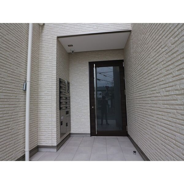 REGALEST　LESATO(レサト)　名古屋市賃貸　仲介手数料無料のエントランス