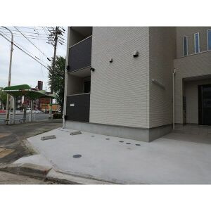 REGALEST　LESATO(レサト)　名古屋市賃貸　仲介手数料無料の駐車場