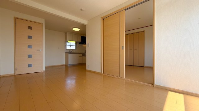 メゾンカワグチBの居間・リビング