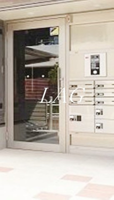 【エントランス】 | ベル・グリュック | エントランスです。