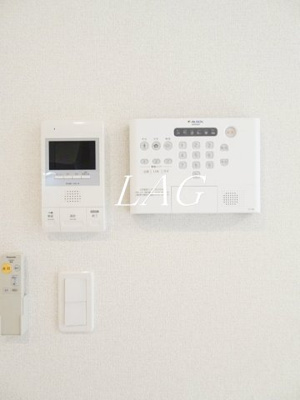 【セキュリティ】 | ベル・グリュック | モニター付きインターホンです。