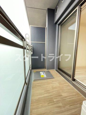 大阪市淀川区十八条１丁目の賃貸マンションのバルコニー