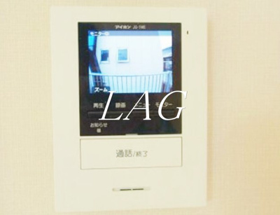 【セキュリティ】 | メゾンいずみ | モニター付きインターホンです。