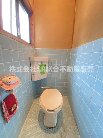 善根寺町6丁目中古戸建のトイレ|温水洗浄便座付きに変更もお気軽にご相談ください！