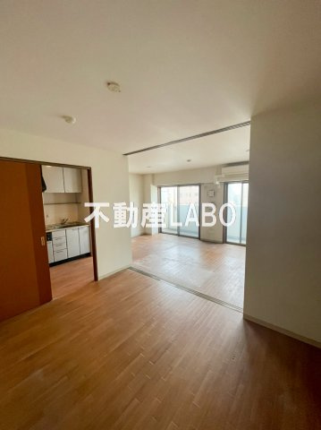 ジョイ・コート家七D棟の洋室