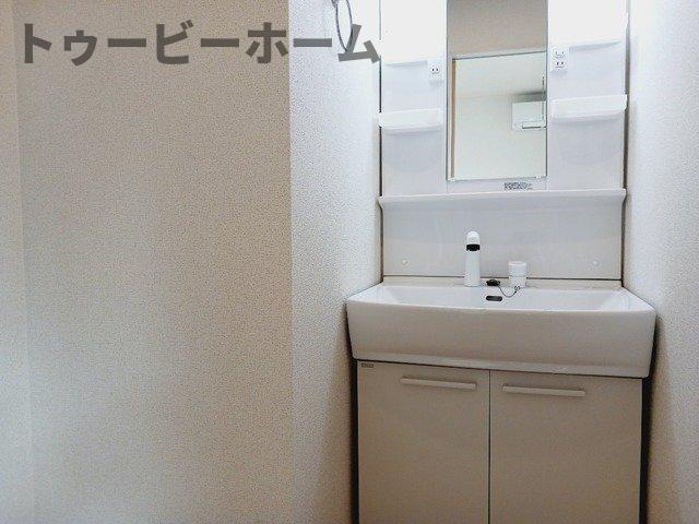 バロンドールの洗面所|スペースが確保できる洗面所です