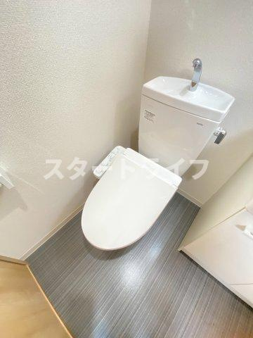 大阪市東淀川区淡路３丁目の賃貸マンションのトイレ