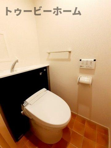エストラット狭山のトイレ|シンプルで使いやすいトイレです