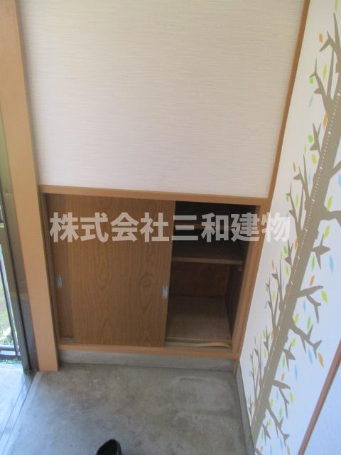 コーポラス清美の玄関