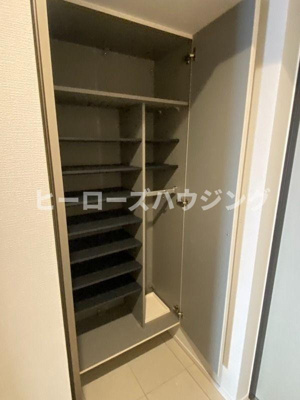 【玄関】 | トリニティ豊中本町 