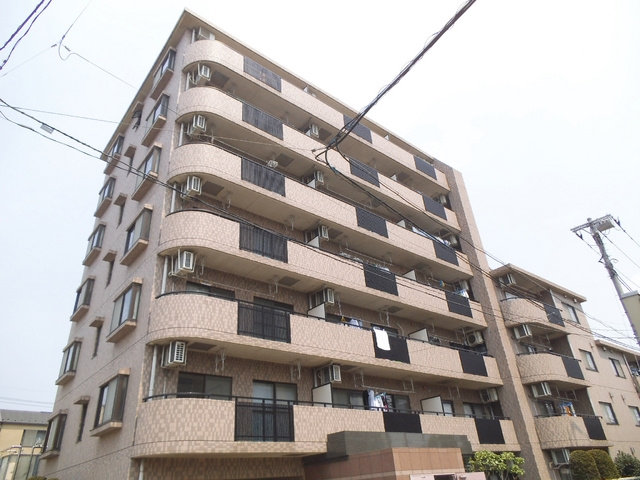 グランシエロ川口本町の外観|外見はタイル張りのとてもおしゃれなマンションです。
