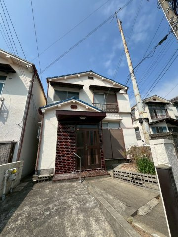 塩屋台1丁目貸家の外観