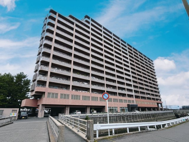 ロフティ天保山公園の外観