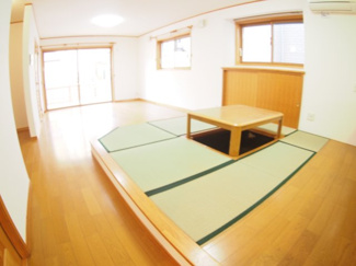 【居間・リビング】 | さいたま市岩槻区太田１丁目　中古戸建て