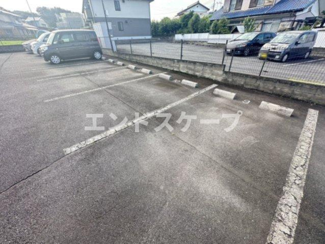 セジュール石原　Ｂの駐車場|高崎、前橋のお部屋探しはエンドスケープまで！お客様の理想お聞かせ下さい♪