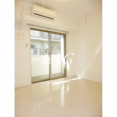 【居間・リビング】 | プレール・ドゥーク品川シーサイド | 洋室のお部屋です。