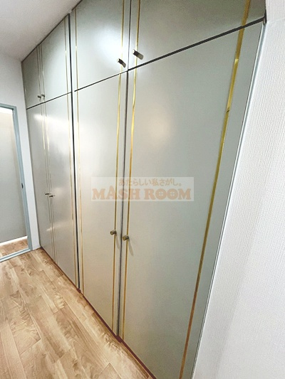 荻窪レジデンスの玄関