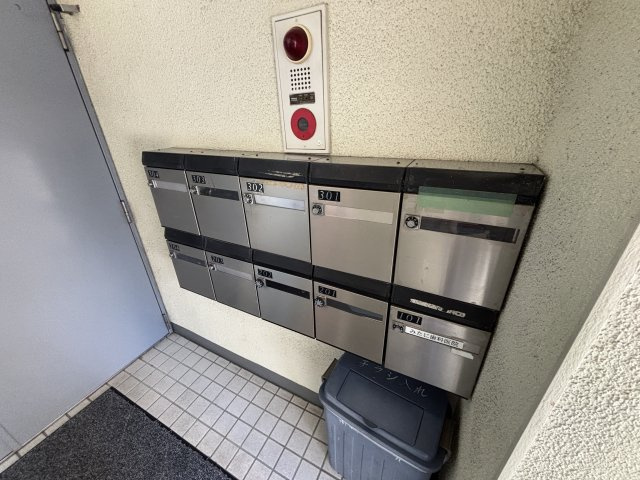 武蔵関高橋ビルのその他共用部分|集合ポスト