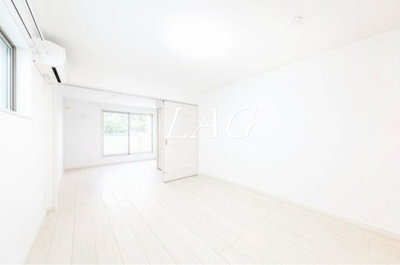 【居間・リビング】 | ウェルスクエア豊島千川 | 洋室のお部屋です。
