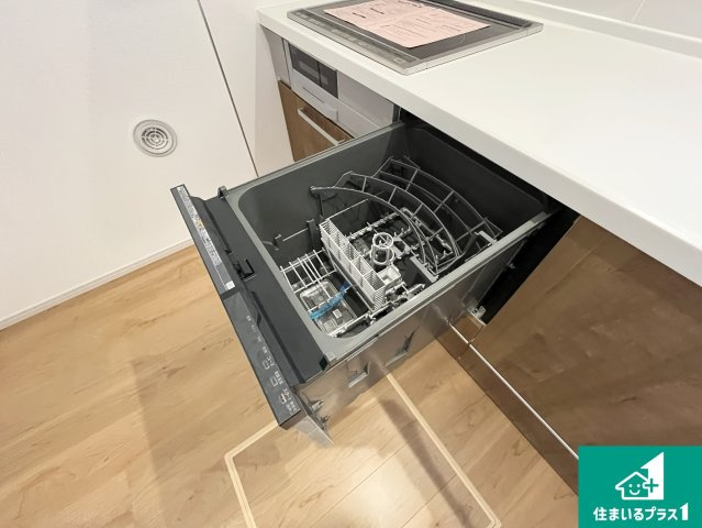 草津市草津町　第3期　新築一戸建てのその他|食事後の一仕事、食器洗いをボタン一つでお任せできちゃいます！