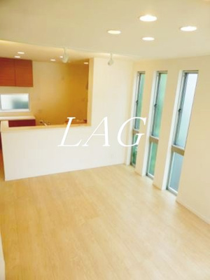 【居間・リビング】 | 大島一丁目戸建 | 洋室のお部屋です。