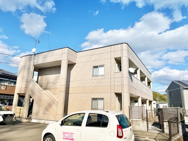 サンク ルミエールＢの駐車場|外観写真その他3