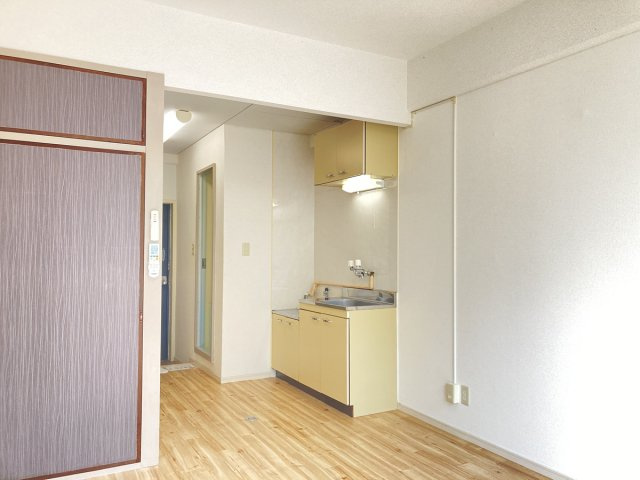 ソレイユKの内装