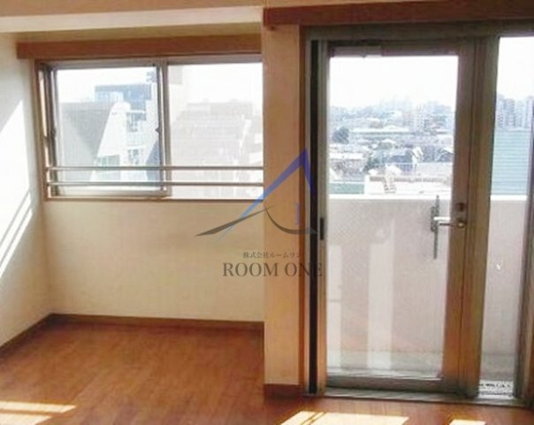 ドルチェロイヤルステージ新大塚の居間・リビング|洋室のお部屋です。