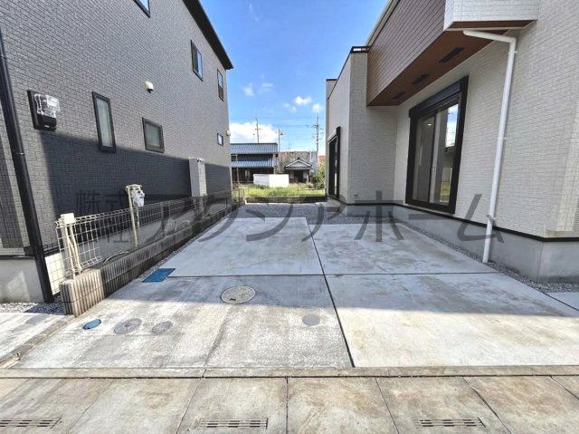 入間市下藤沢５丁目・全13棟　新築一戸建　11号棟　の駐車場|カースペース2台