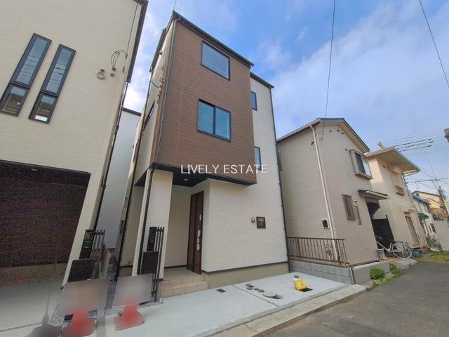 越谷市南越谷3丁目 新築分譲住宅 全3棟 2号棟