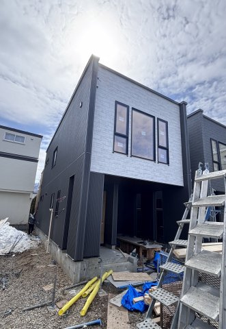 南11条西18丁目　新築戸建の外観