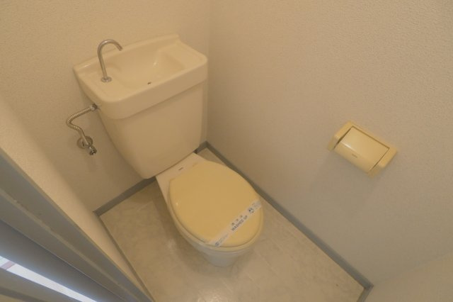 ハイネス吉信のトイレ