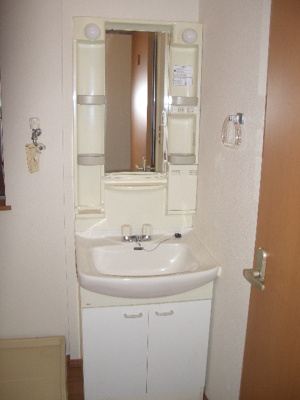 【独立洗面台】 | アーバン江古田 | ※写真は同タイプのお部屋のものです。最新のものは近日中に掲載いたします。