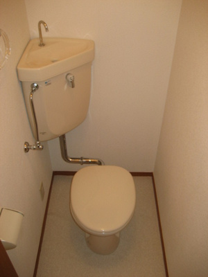 【トイレ】 | アーバン江古田 | ※写真は同タイプのお部屋のものです。最新のものは近日中に掲載いたします。