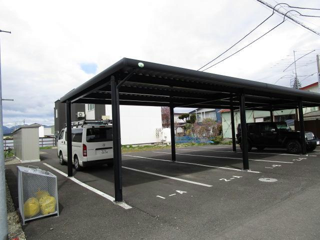 プランドールK・Ⅰの駐車場