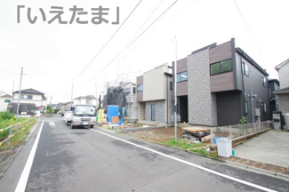 【前面道路含む現地写真】 | 【仲介手数料無料！！】日野市西平山3丁目　新築戸建て（全4棟）4号棟　4980万円