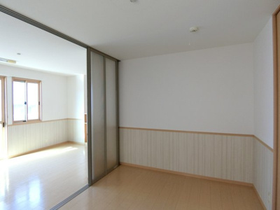 【洋室】 | リビングタウン両三柳Ａ棟