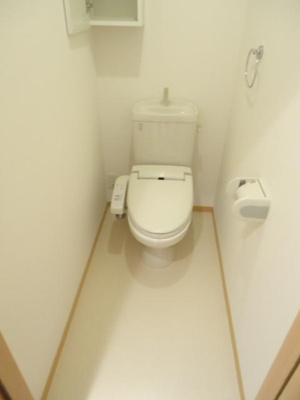 【トイレ】 | リビングタウン両三柳Ａ棟