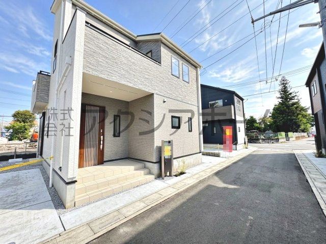 入間市下藤沢５丁目・全13棟　新築一戸建　12号棟　の前面道路含む現地写真
