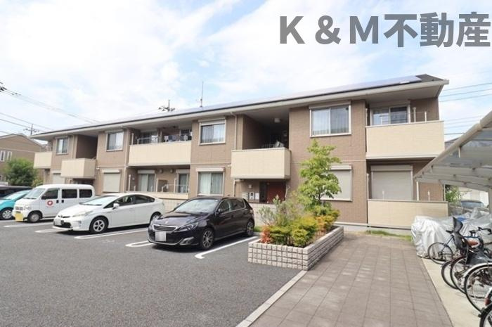 バリスサイト　Ｆの駐車場|駐車場に車を止められます