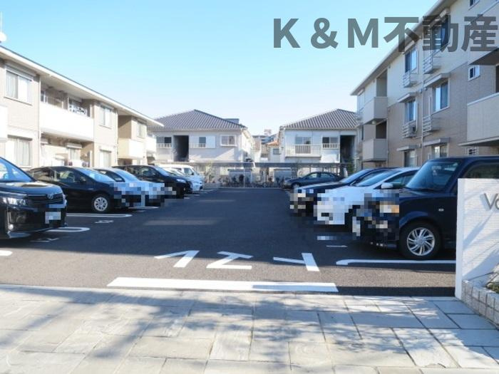 バリスサイト　Ｆの駐車場|駐車場があります