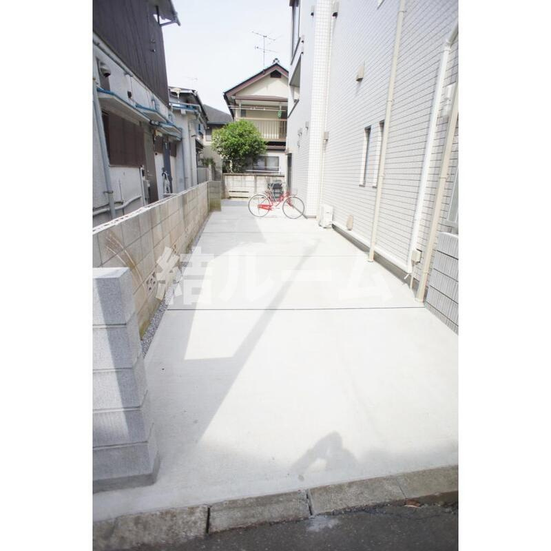 練馬区桜台１丁目のアパートのエントランス