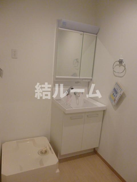 練馬区桜台１丁目のアパートの洗面所