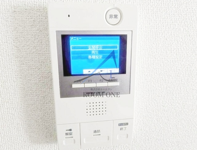スカイコート入谷のセキュリティ|モニター付きインターホンです。