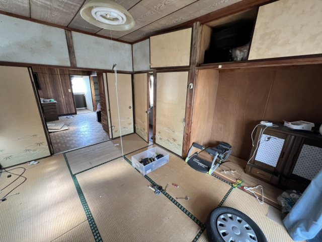 塩屋町戸建ての和室