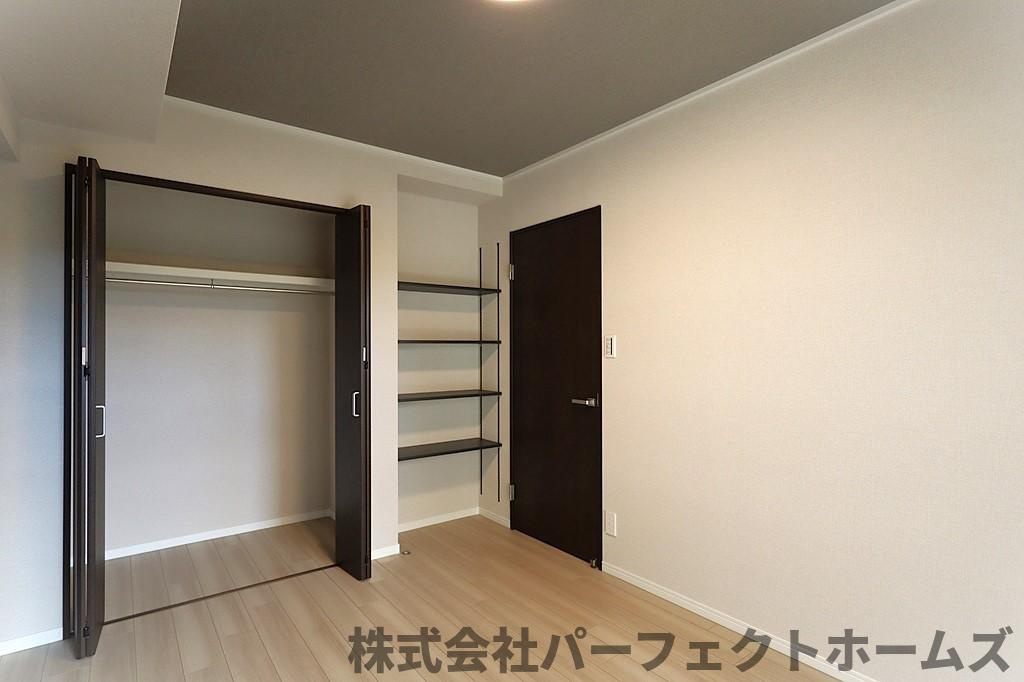 メロディーハイム牧野公園弐番館の収納|専用の収納スペースです