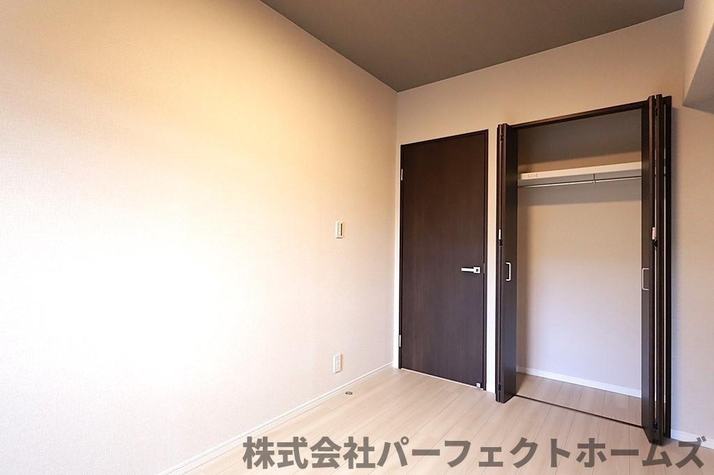 メロディーハイム牧野公園弐番館の収納|収納のためのスペースです