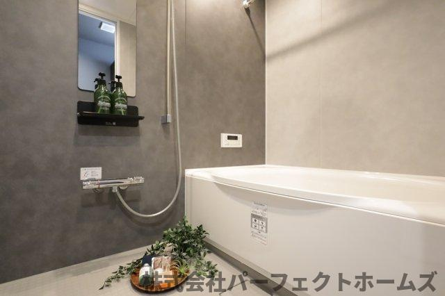 メロディーハイム牧野公園弐番館の浴室|きれいなお風呂です