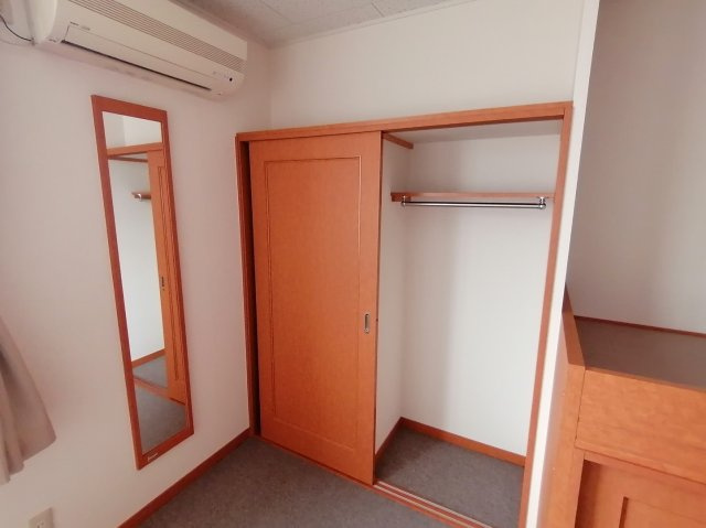 【寝室】 | レオパレスカサペルデ